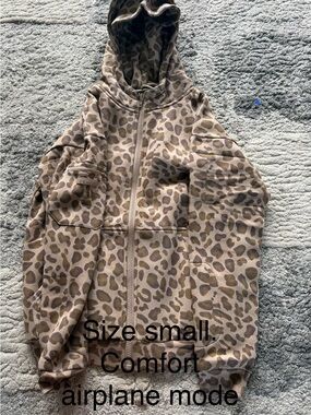 Comfort Colors Women's Beige and Brown Leopard Zip Hoodie
